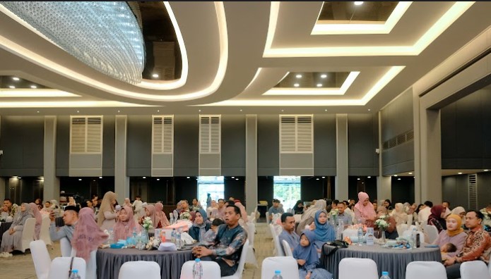 Para Tamu Undangan dan Wali Satri